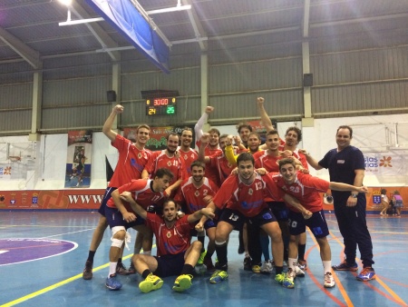 Alegría del equipo tras ganar en Lanzarote
