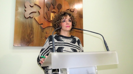 Beatriz Labián en la presentación de los actos programados