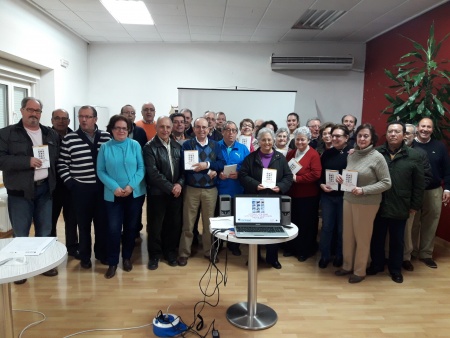 Taller sobre el uso de nuevas tecnologías realizado en el Centro de Mayores de Manzanares