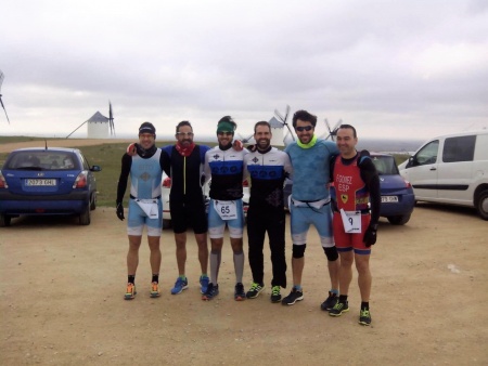 Componentes del Club de Triatlón Manzanares en Campo de Criptana