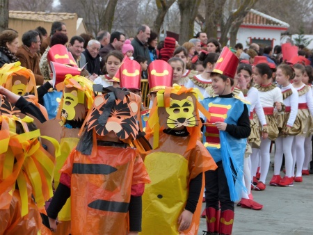 Concurso infantil de disfraces en los Paseos del Río. Archivo