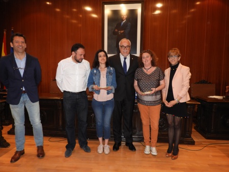 Recepción de los estudiantes franceses y el IES Sotomayor en el Salón de Plenos del Ayuntamiento de Manzanares