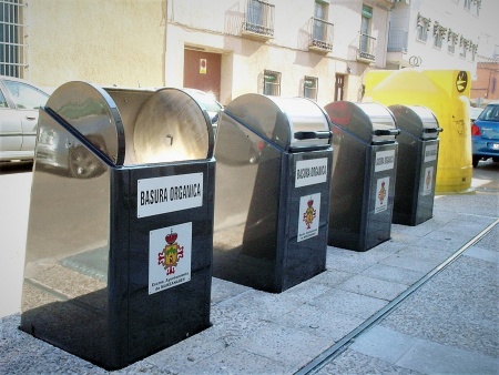 Contenedores en Manzanares