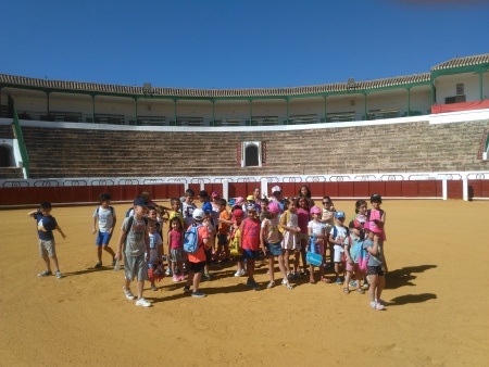 Participantes de la Escuela de Verano del AMPA "Altagracia"