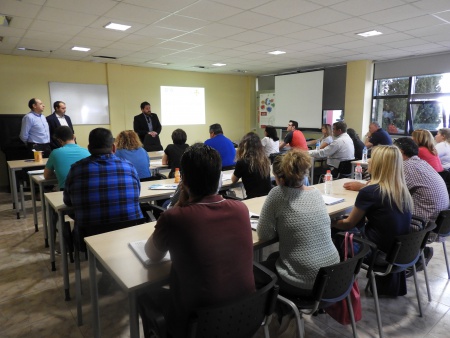 El concejal de Empleo visita el curso de prevención de riesgos laborales