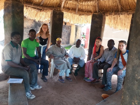 Maribel junto a otros compañeros en una actividad internacional 