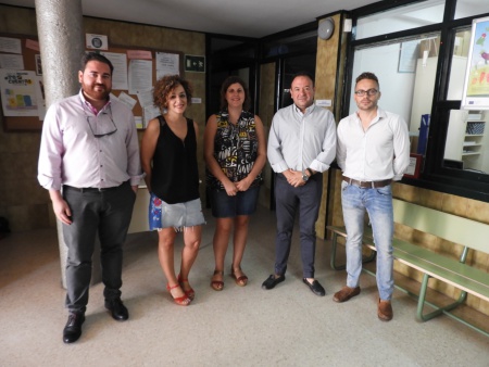 Representantes del Equipo de Gobierno visitan a primera hora de la mañana los centros educativos 