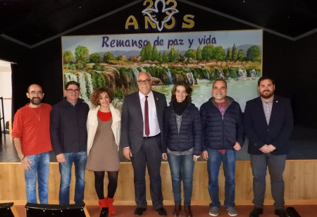 Julián Nieva visita la casa de acogida de Basida