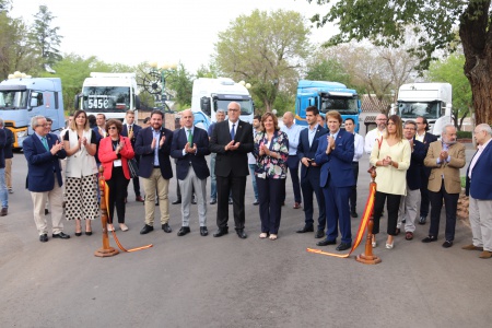 Aplausos tras la inauguración de la feria