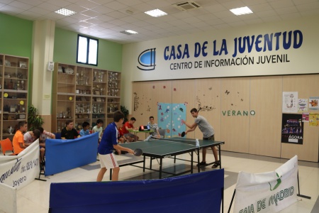 Tenis de mesa en la Casa de la Juventud