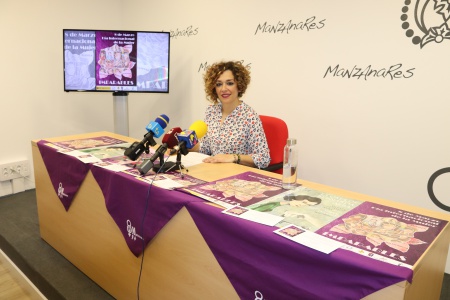 Beatriz Labián en la presentación de las Jornadas