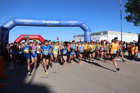 Salida de la Carrera Popular de Manzanares en 2019