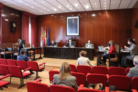 Manzanares tiene el mismo nivel de deuda que en 2015