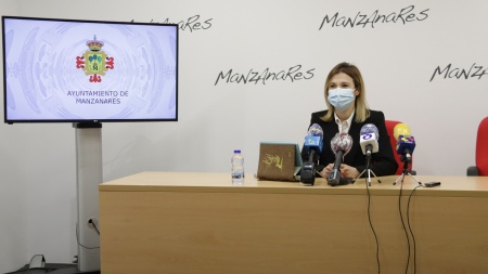 Laura Carillo en rueda de prensa