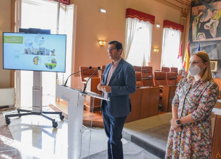 José Manuel Caballero y María Jesús Valverde. Foto: Diputación de Ciudad Real