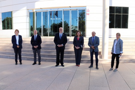 Momentos antes de la reunión de trabajo en las instalaciones de Miguel Bellido