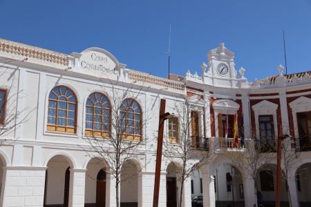 Exterior del salón de plenos