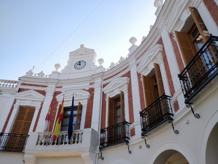 Fachada del Ayuntamiento de Manzanares