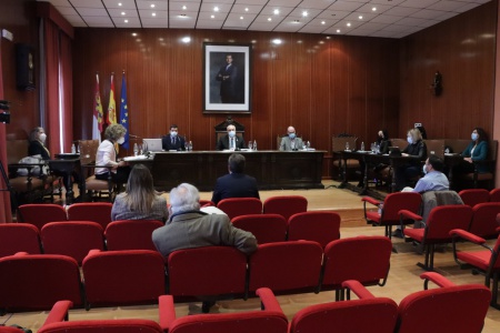 Los corporativos han ocupado asientos del público durante la pandemia