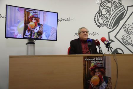 Candi Sevilla presenta los actos del carnaval 2024