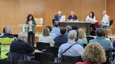 La apertura del acto corrió a cargo de la concejala Paqui de la Cruz