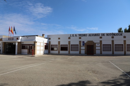 Exterior del IES Sotomayor