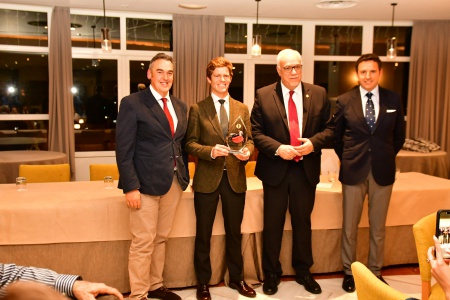Entrega del trofeo Sánchez Mejías a Borja Jiménez Entrega del trofeo Sánchez Mejías a Borja Jiménez