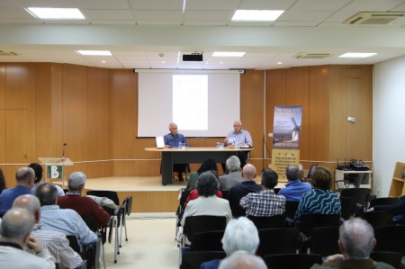Presentación del libro Un viaje por mi tierra de Bernardo Fernández-Pacheco Presentación del libro Un viaje por mi tierra de Bernardo Fernández-Pacheco