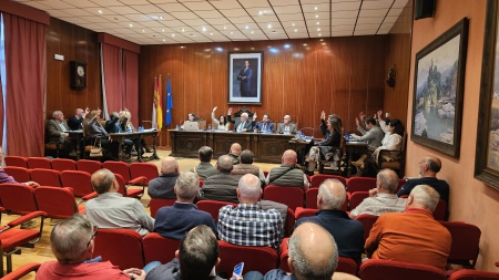 PSOE y PP aprobaron la actualización de las ordenanzas del agua según el IPC PSOE y PP aprobaron la actualización de las ordenanzas del agua según el IPC