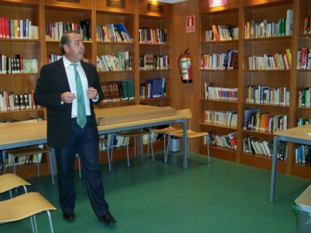El psiquiatra durante su charla