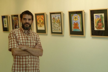 Autor con la exposición
