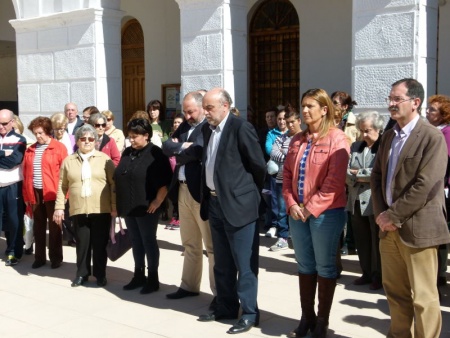 Minuto de silencio en recuerdo a las víctimas del terrorismo