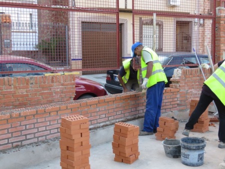 Imagen de archivo de personal contratado en planes de empleo