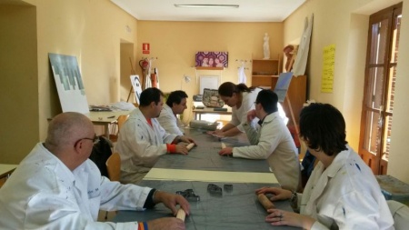Usuarios del Centro Ocupacional en el taller de expresión artística
