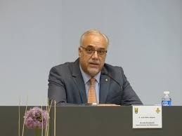 Alcalde, Julian Nieva