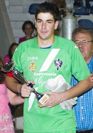 Carlos García-Muñoz, portero del Manzanares CF que tiene su oportunidad tras la sanción de Rodri