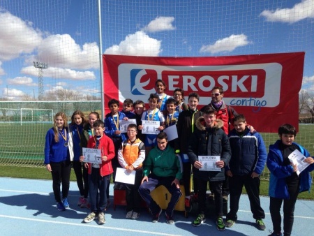 Participantes de la Escuela de Triatlón en el Campeonato Provincial