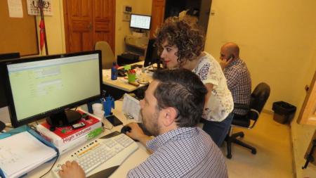 Beatriz Labián en el departamento de informática.