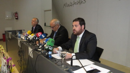 Pablo Camacho, junto al alcalde de Manzanares, en la presentación de FERCAM 2016