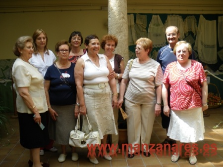 Organizadoras y participantes de los cursos
