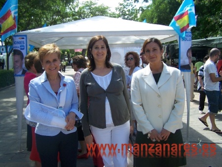 PP pidio el voto en el Mercadillo