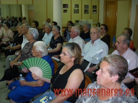 Asistentes a la charla sobre el Golpe de Calor
