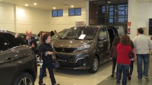 Vehículos expuestos en el VI Salón del Automóvil