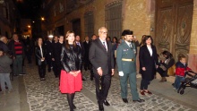 Autoridades en la procesión del Silencio