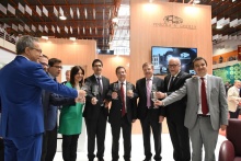 Visita al stand de Vinícola de Castilla en FENAVIN 2017