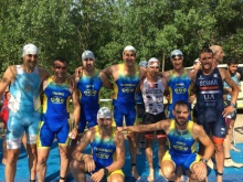 Participantes manzanareños junto al campeón Jesús Gomar