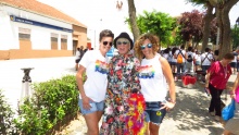 Paco Clavel, con Esther Nieto y Beatriz Labián