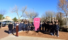 Foto de familia antes de iniciar la plantación