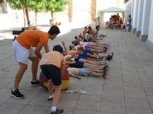 Mercadillo solidario del Campamento Urbano de la concejalía de Juventud