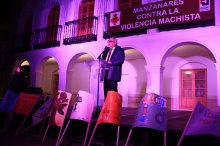 Julián Nieva durante los actos de conmemoración del 25N